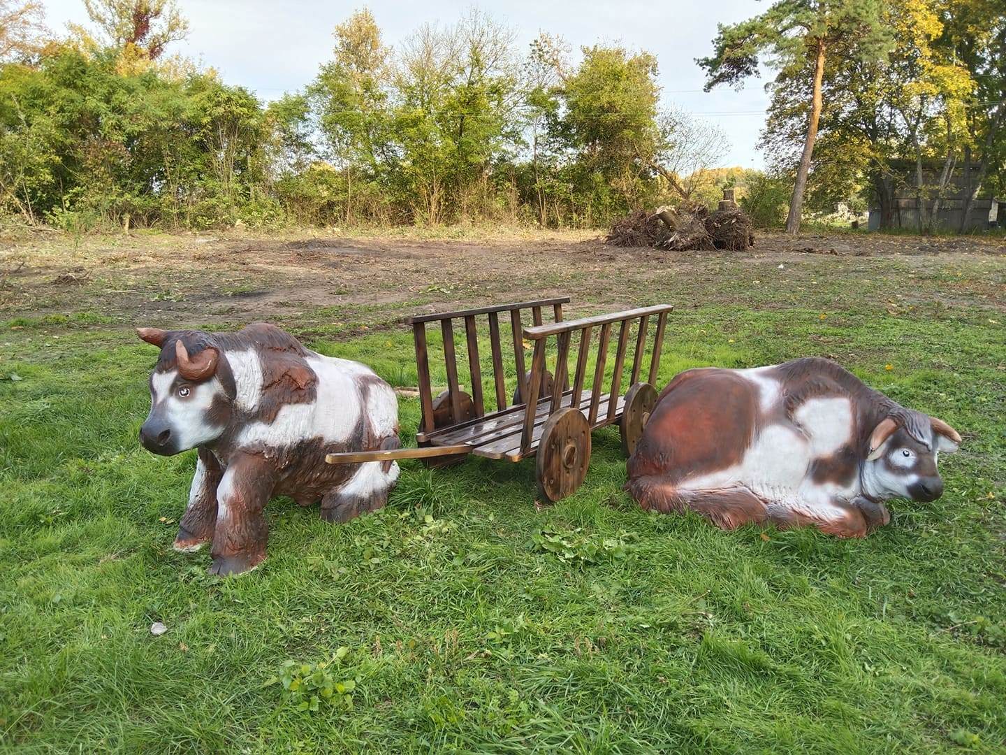 скульптури паркові 3.jpg скульптури паркові 3.jpg