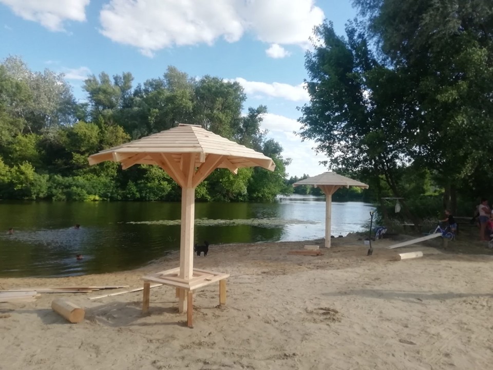 пляж - грибочки.jpg пляж - грибочки.jpg