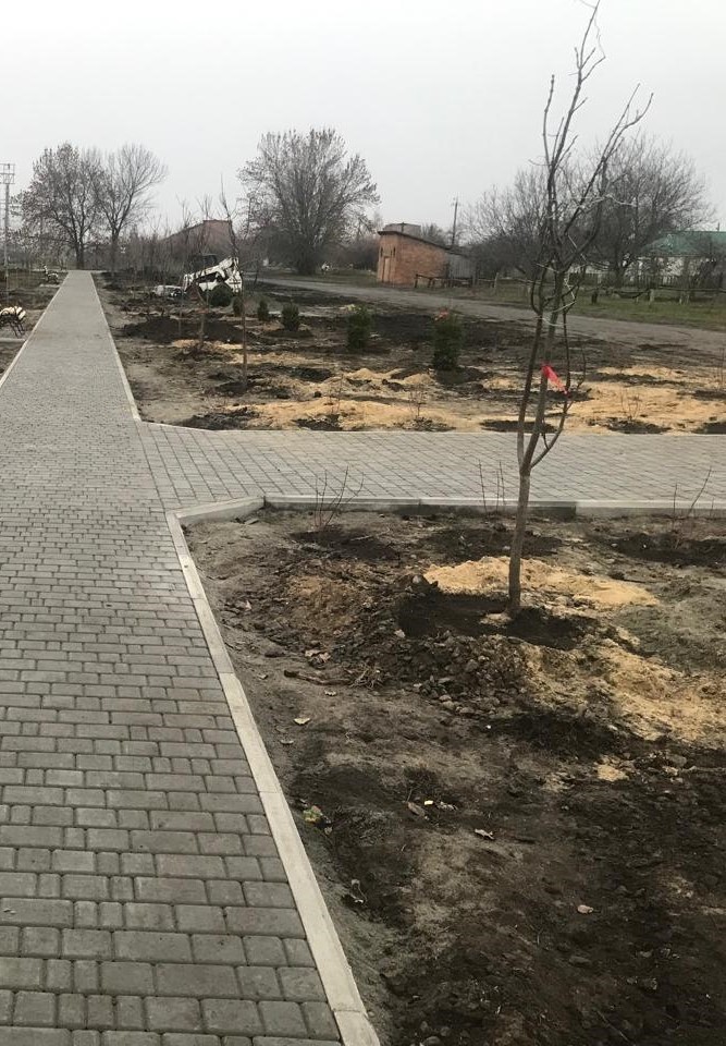 фото Алея Голодомору.jpg