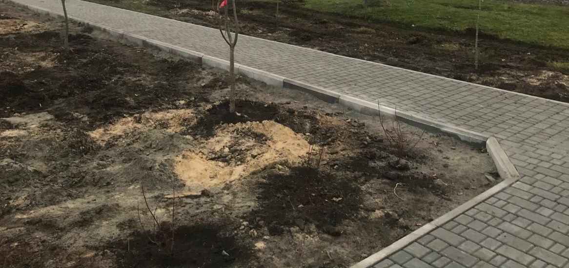 фото Алея Голодомору 3.jpg