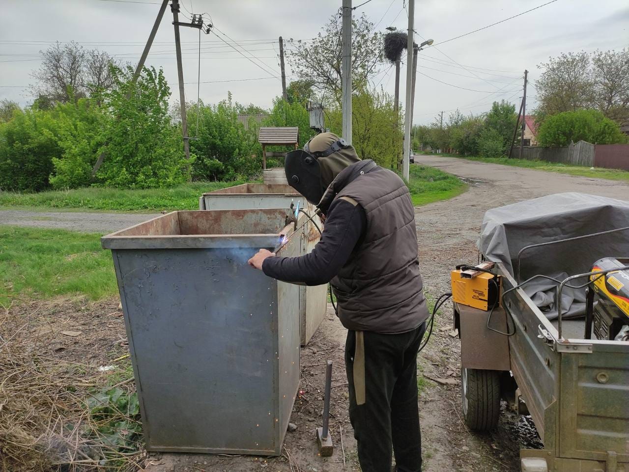 Фото_контейнери виходять з ладу.jpg